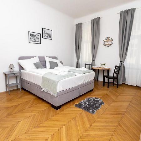 The Place, In The 7Th District Of Wien Ngoại thất bức ảnh
